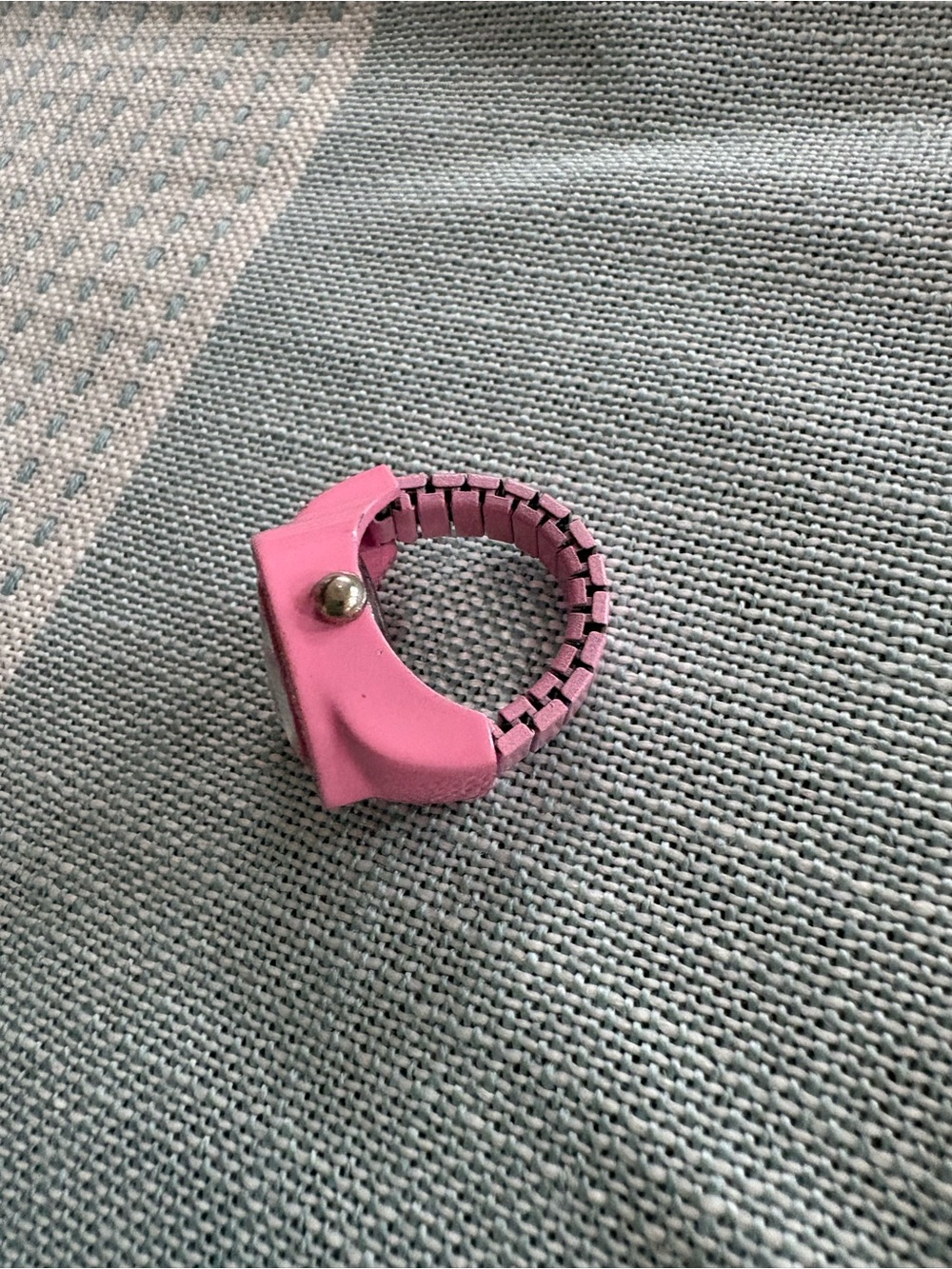 Pink Heart Rhinestone Ring Watch - Picture 4 of 4